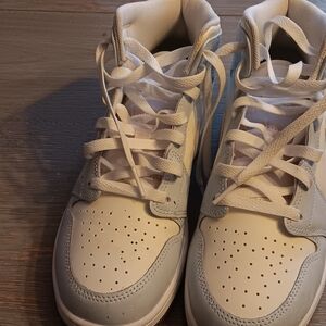 Nike Kids Sneakers - White and Ligt Blue
